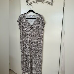 J. Jill Brown and Cream Patterned Maxi Dress Size Medium